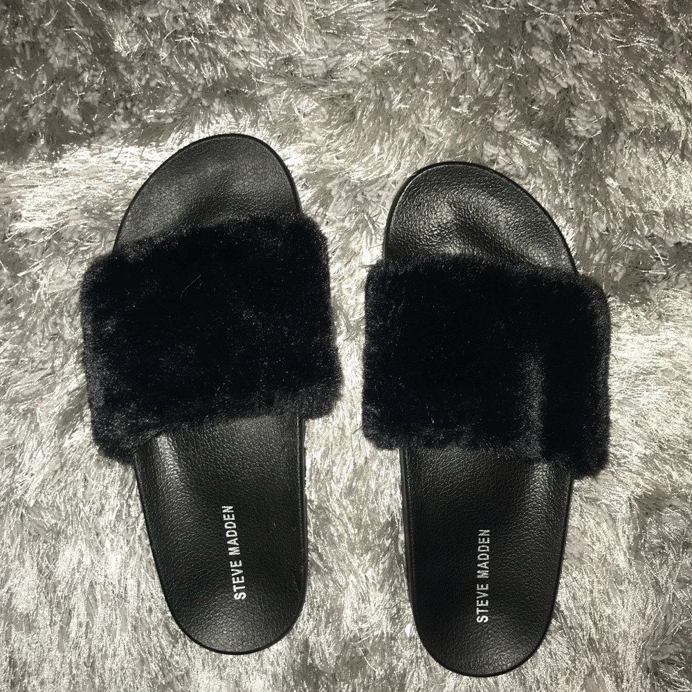 Steve Madden fur slippers